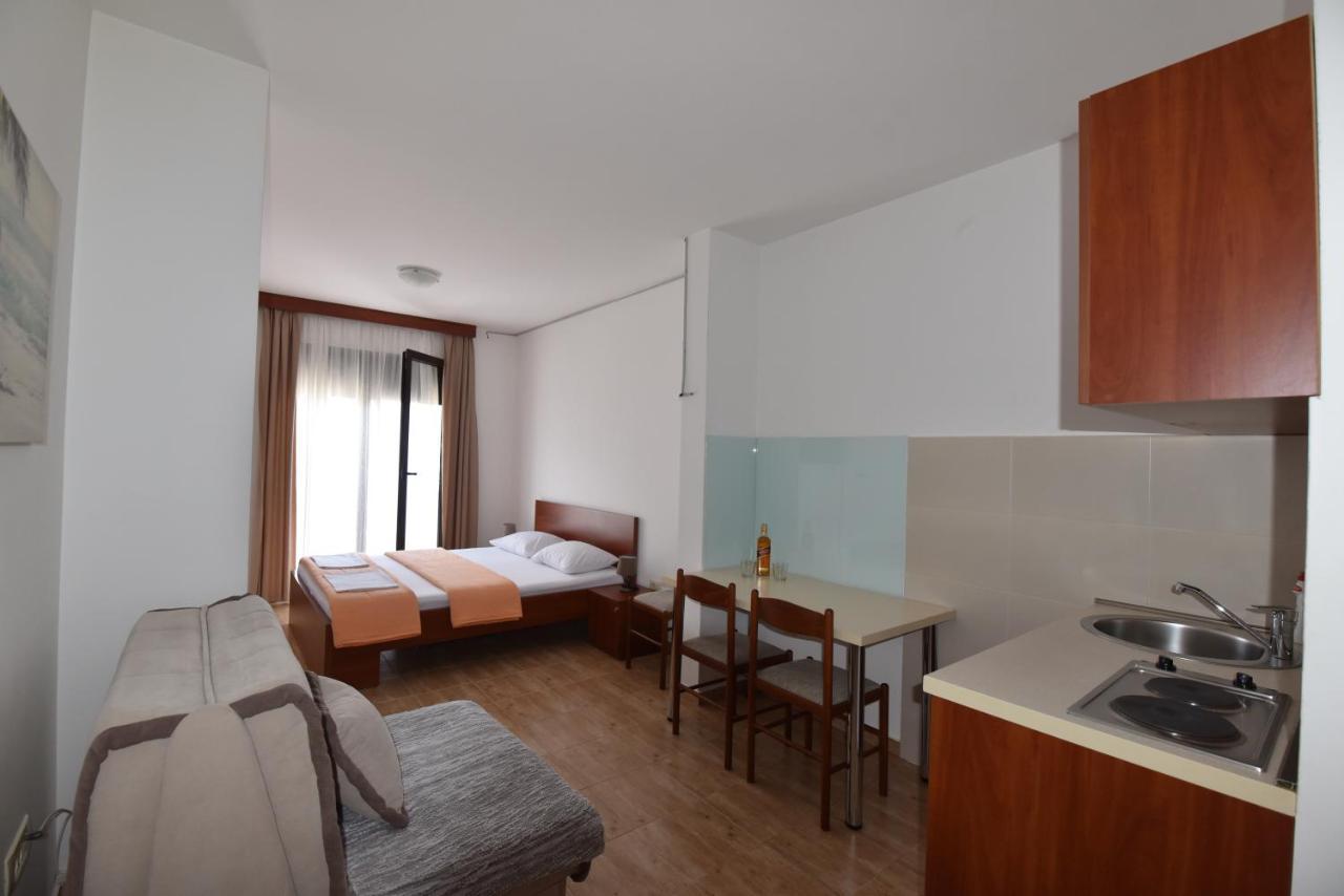 Studio Apartments 6 Palmi Budva Exteriör bild