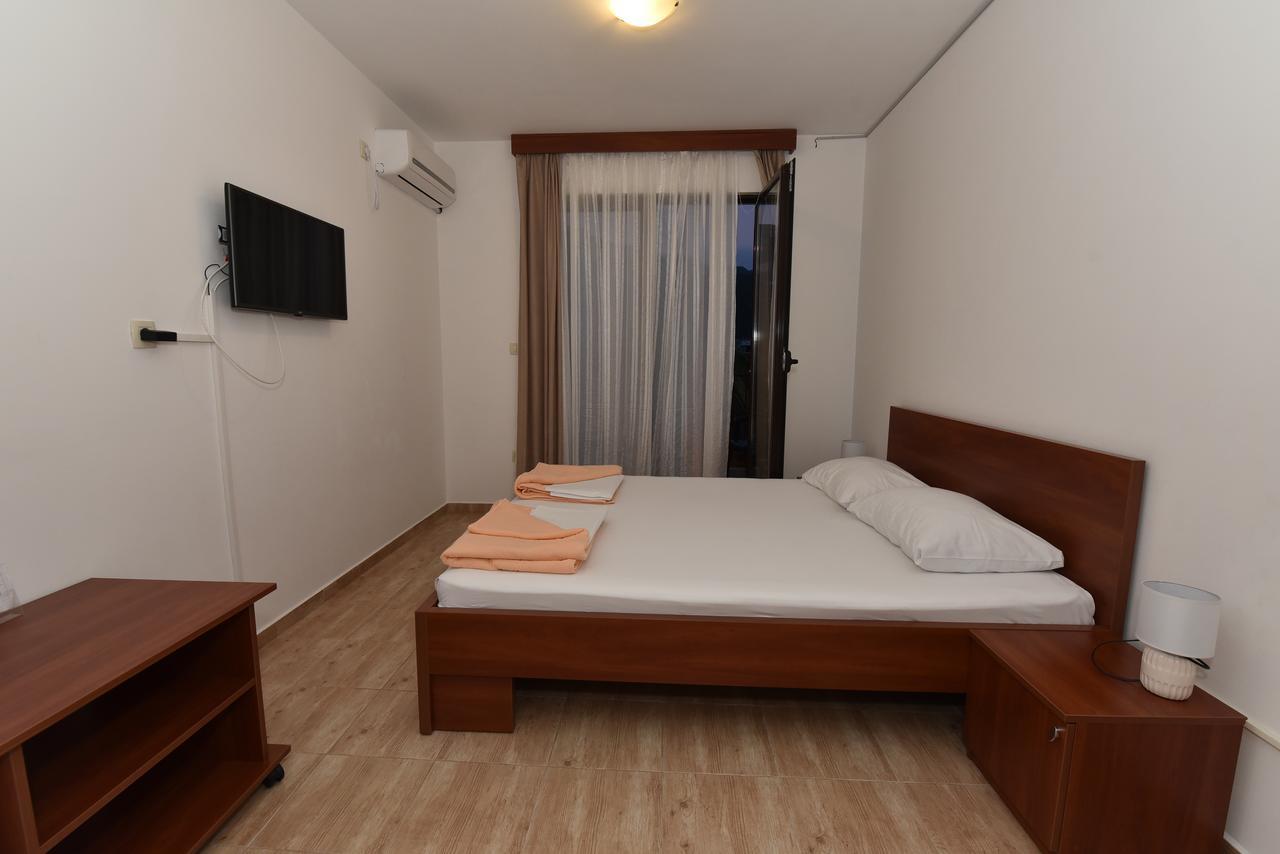 Studio Apartments 6 Palmi Budva Exteriör bild
